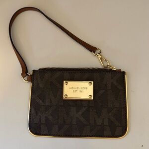 Michael Kors Jet Set Small Leather Wristlet